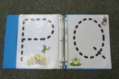 Frogs ABC Book Letter P,Q